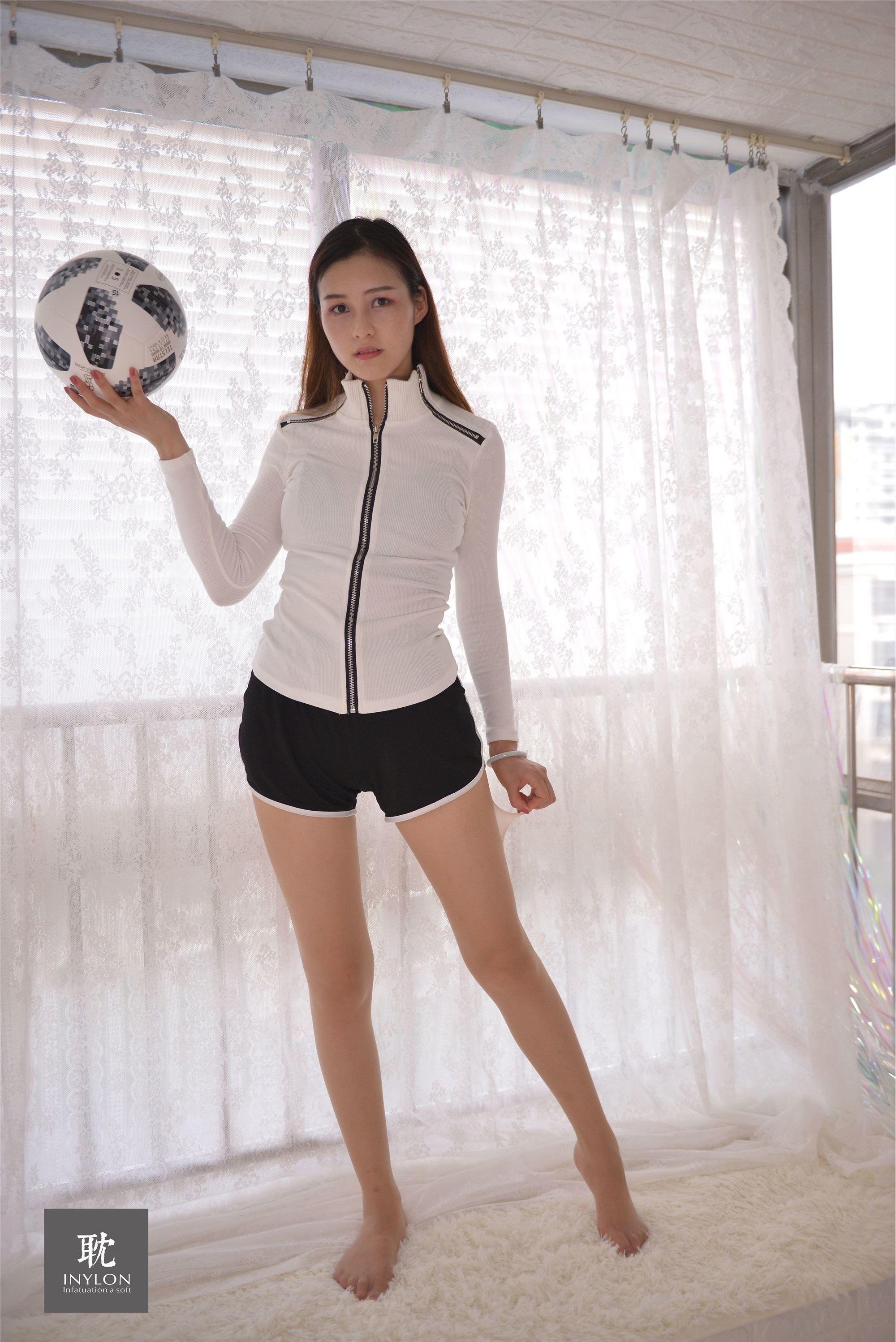 IESS异思趣向《普惠集235》- 模特：九妹《快乐玩个球》